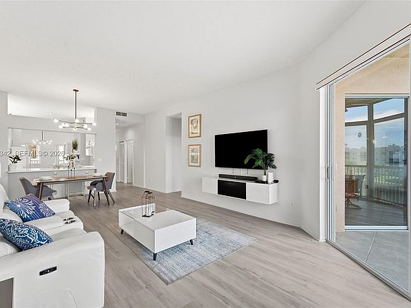 3rd image of 7478 Granville Dr #406