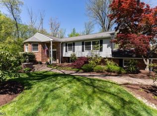 240 Mountain Rd, Ringoes, NJ 08551