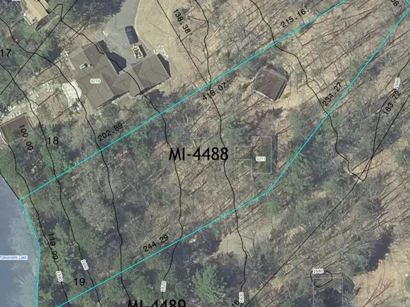 9211 Davies Rd, Minocqua, WI 54548
