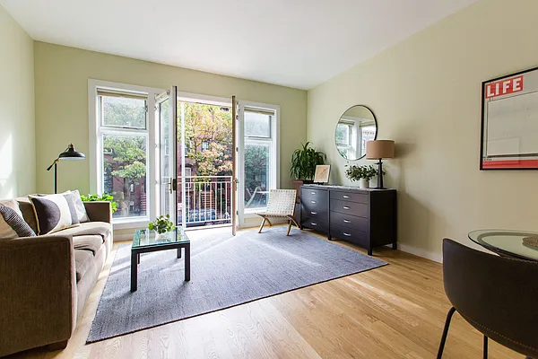 Sold by Compass | media 5