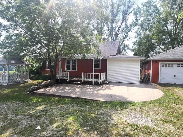 1815 265th St, Oskaloosa, IA 52577