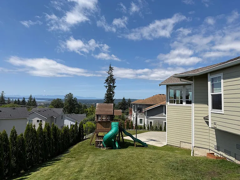 8212 72nd Pl NE — Photo 39