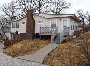 12788 Summit Dr, Warsaw, MO 65355