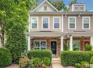 8023 Sunset Branch Ct, Raleigh, NC 27612