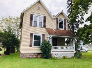 686 Maple Ave, Newark, OH 43055