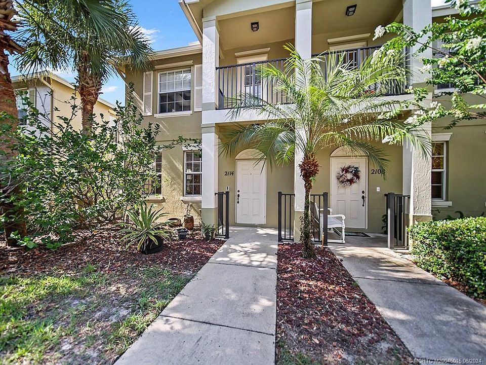 1st image of 2114 SE Labelle Dr