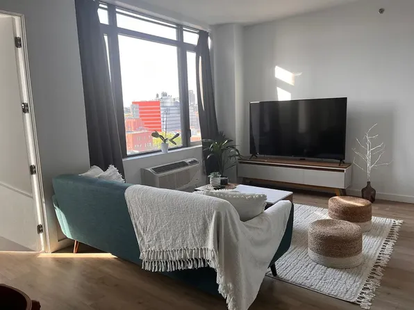 276 Grand Concourse image 7 of 8