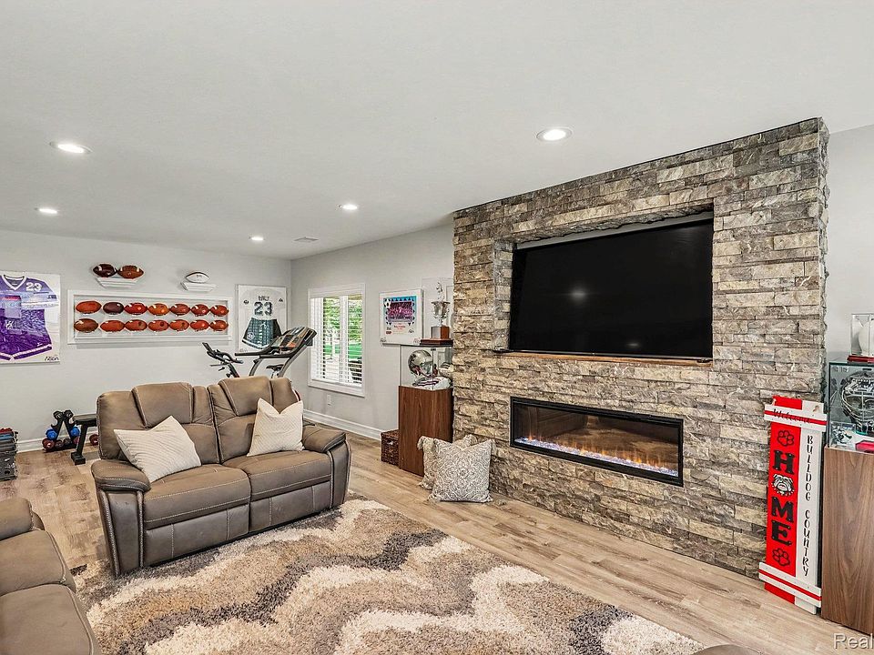 63746 Providence, photo 22