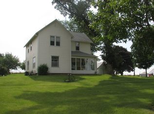 1908 D Ave, Victor, IA 52347
