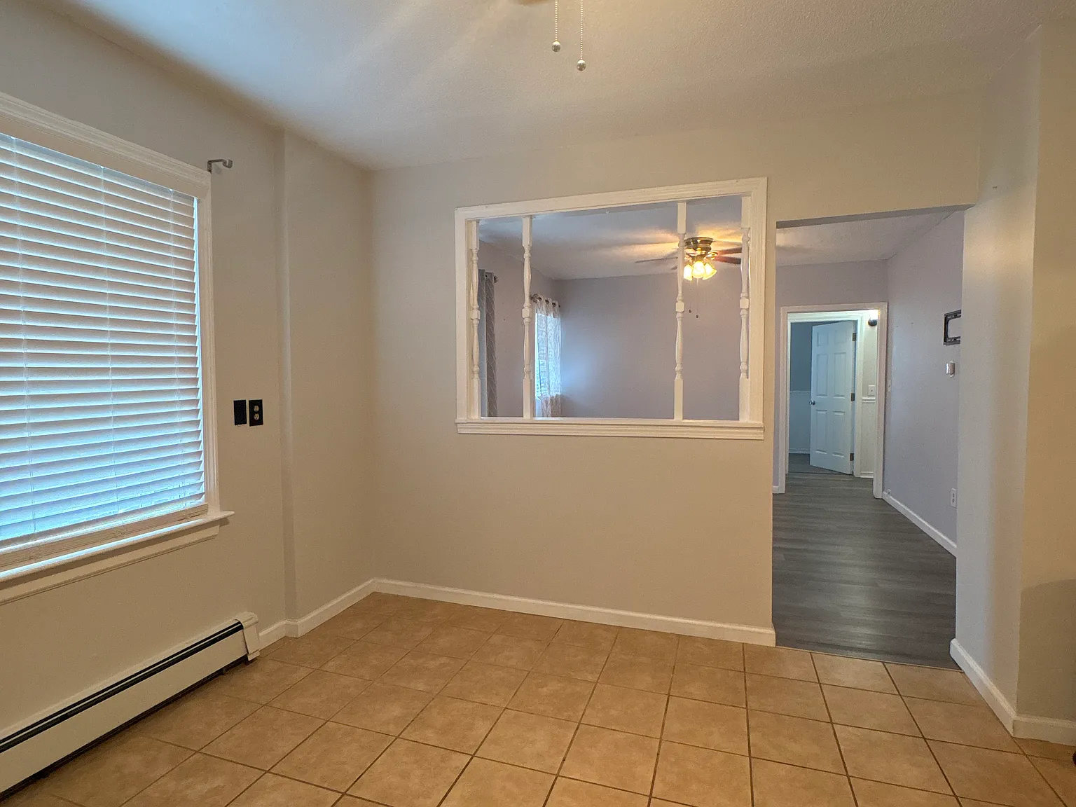 2 bed, 976 sqft, $2,000 — Photo 2