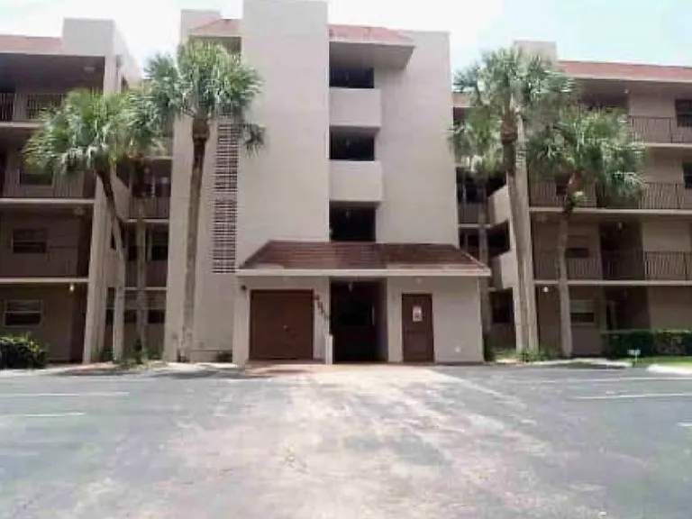 1900 Sabal Palm Dr #303 — Photo 64