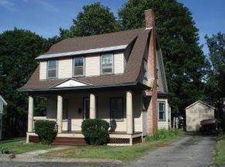 19 Harlow Rd, Springfield, VT 05156