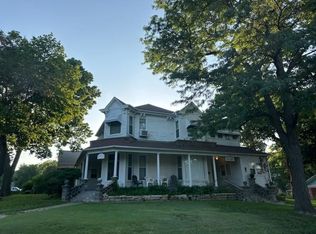 505 W 7th St #4, Concordia, KS 66901