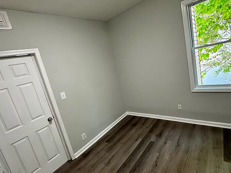 204 Governor St #2E — Photo 11