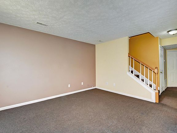 5th image of 6421 Cottagemeadow Dr