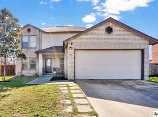 819 Tracys Xing, New Braunfels, TX 78130