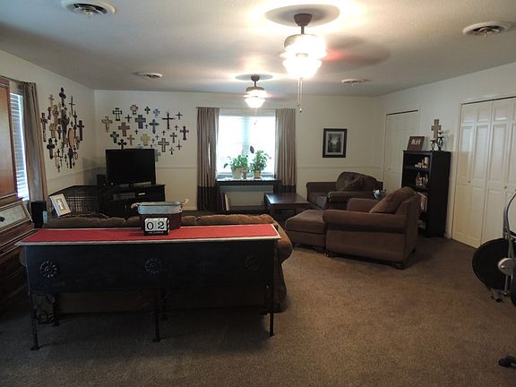 2nd image of 728 Brookhollow Dr