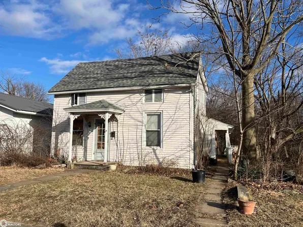 1416 S 6th St, Burlington, IA 52601