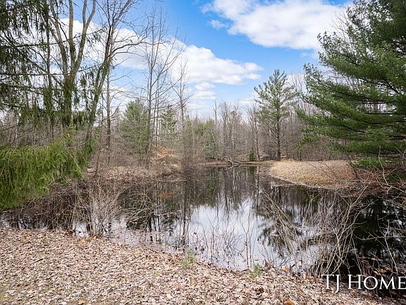 3rd image of 5818 E Sternberg Rd