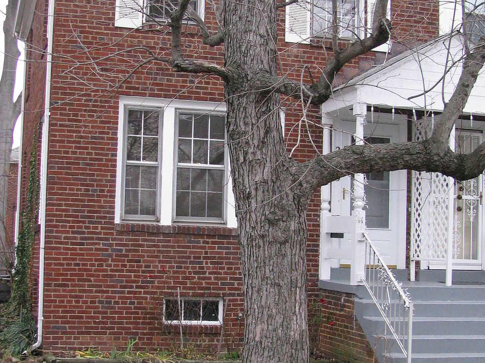 1st image of 2633 S Veitch St