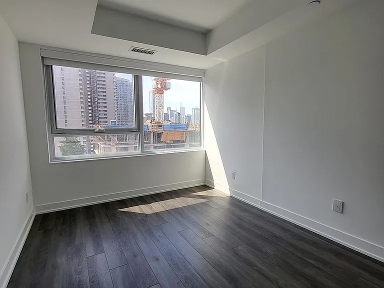 609 Sherbourne St #901 — Photo 9
