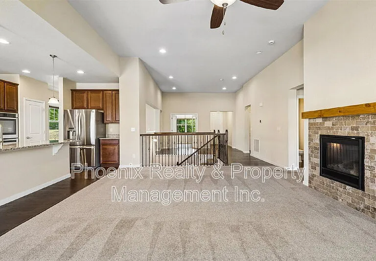 2274 Front Range Rd — Photo 4