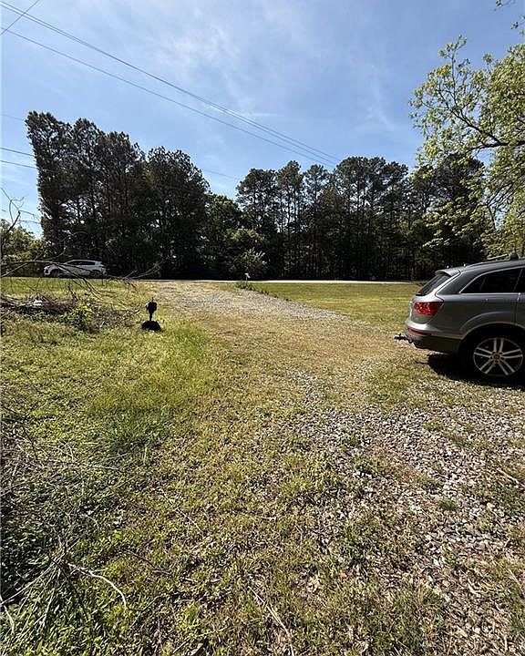 2nd image of 5495 Shady Grove Rd #163