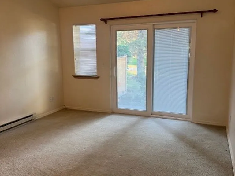 741 Willow Dr #B1 — Photo 6