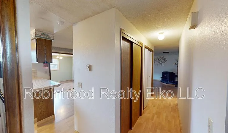 778 Lamont Dr — Photo 4