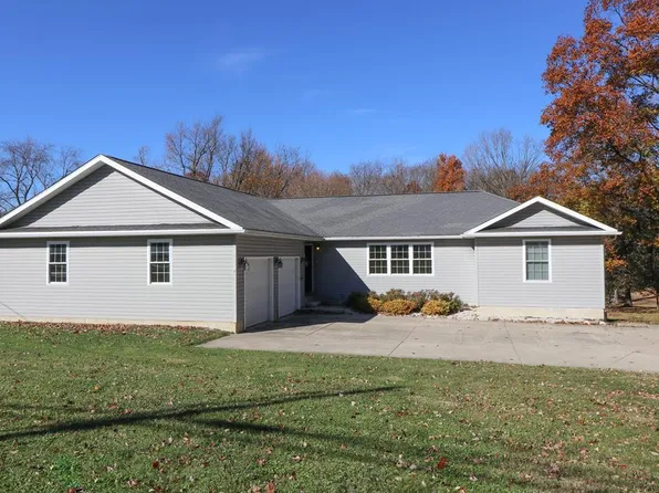 180 Delaware St, Lexington, OH 44904