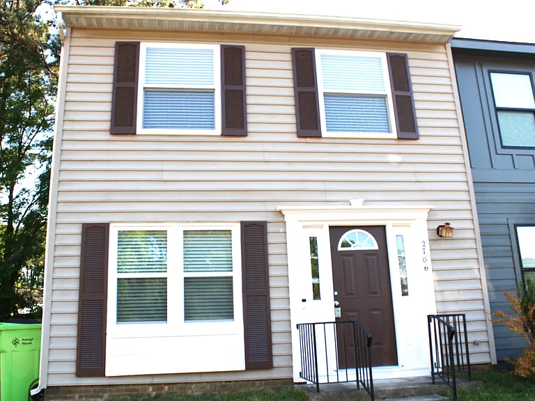 2706 Big Oak St — Photo 1