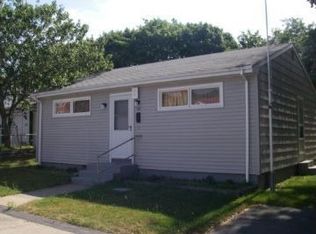 188 Crawford St, Fall River, MA 02724