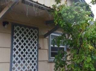 1417 NW Thompson St, Newport, OR 97365