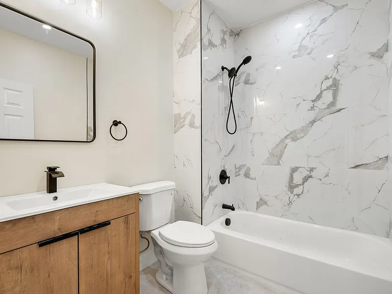 827 Murray St #2 — Photo 6