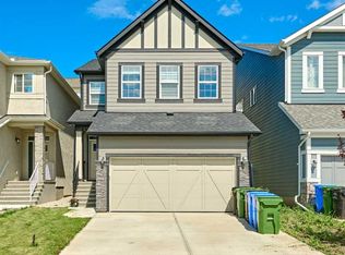 95 S Arbour Lake Hts NW, Calgary, AB T3G0H2