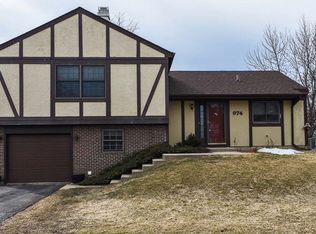 974 Grant St, Bartlett, IL