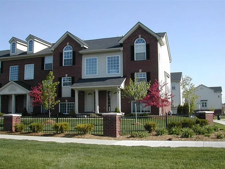 4271 Esplanade Ln photo 1