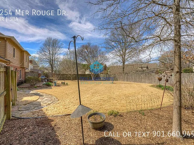 8254 Mer Rouge Dr — Photo 23