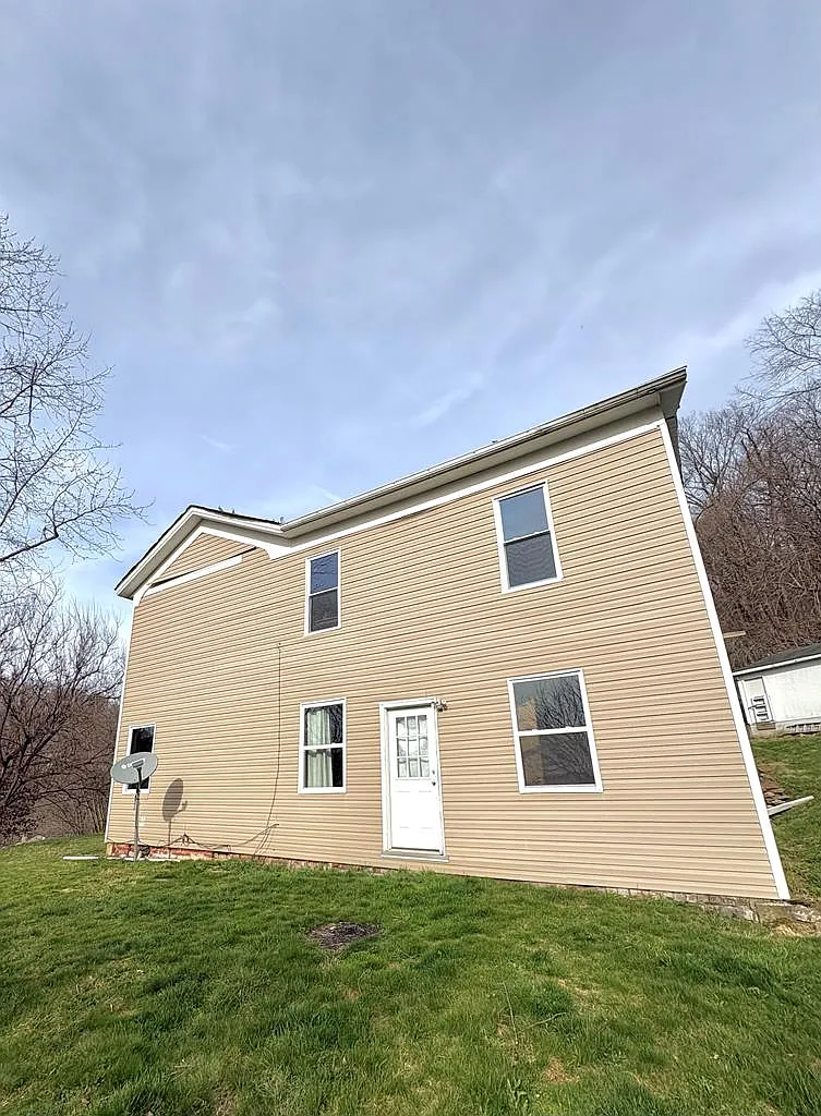 6 Wiley Ave photo 1