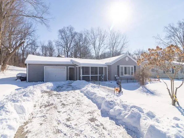 1820 N 16th St, New Castle, IN 47362