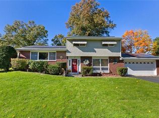 8 Halick Ct, East Brunswick, NJ 08816