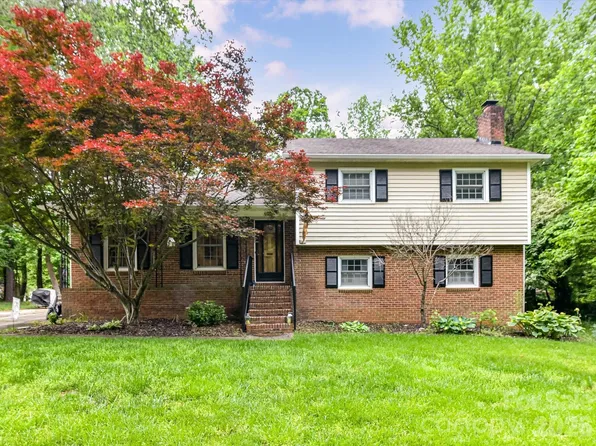 119 Cliffwood Cir, Mooresville, NC 28115