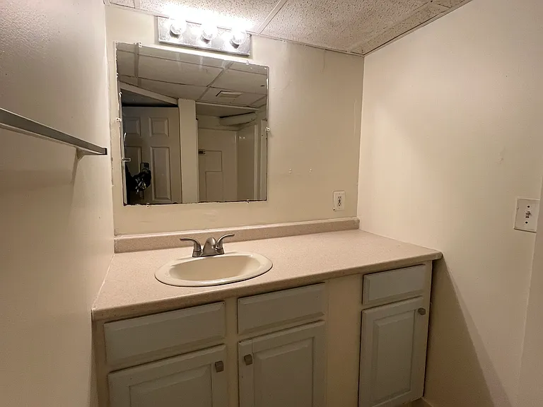 29 Portland Ave #1 — Photo 3