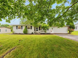 71 Bennett St, Geneva, NY 14456