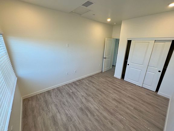 5th image of 4021F Logan Ave #0
