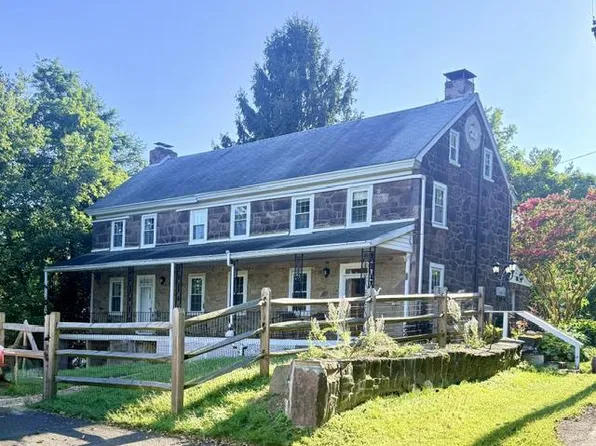 238 Brown St, Spring City, PA 19475