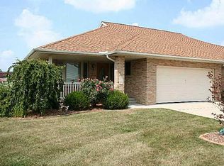 1710 Daniel Dr, Millbury, OH 43447