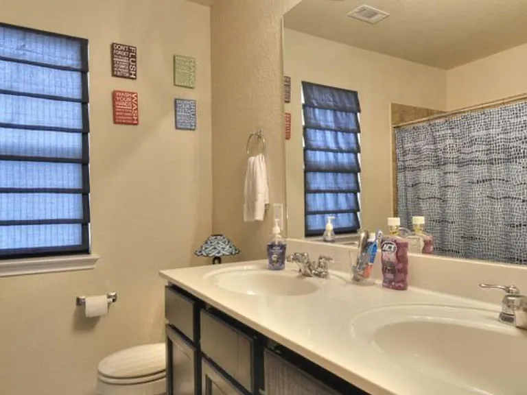 9123 Bowen Br — Photo 14