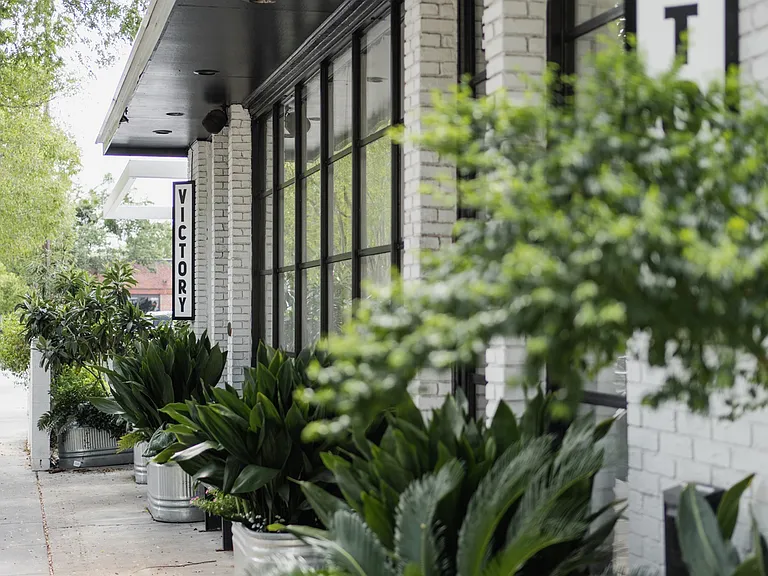 Fully enjoy a home with a 95 Walk Score. Stroll down the block to historic Decatur Square, featuring trendy restaurants, dessert spots, bars, and boutiques.
