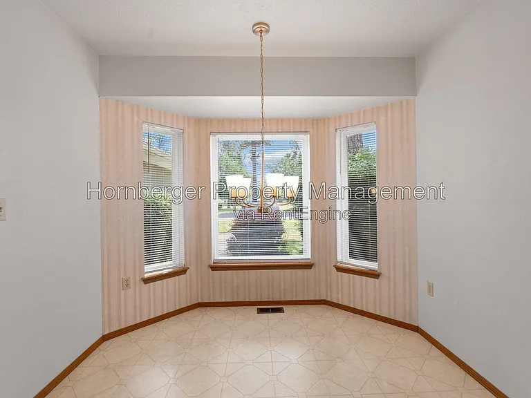 1603 E 33rd Ave #1603 — Photo 5